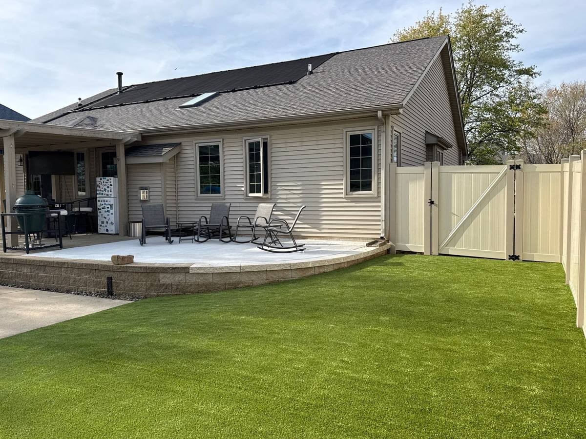 Featured image for “K9Grass Installation Creates Perfect Dog Paradise”